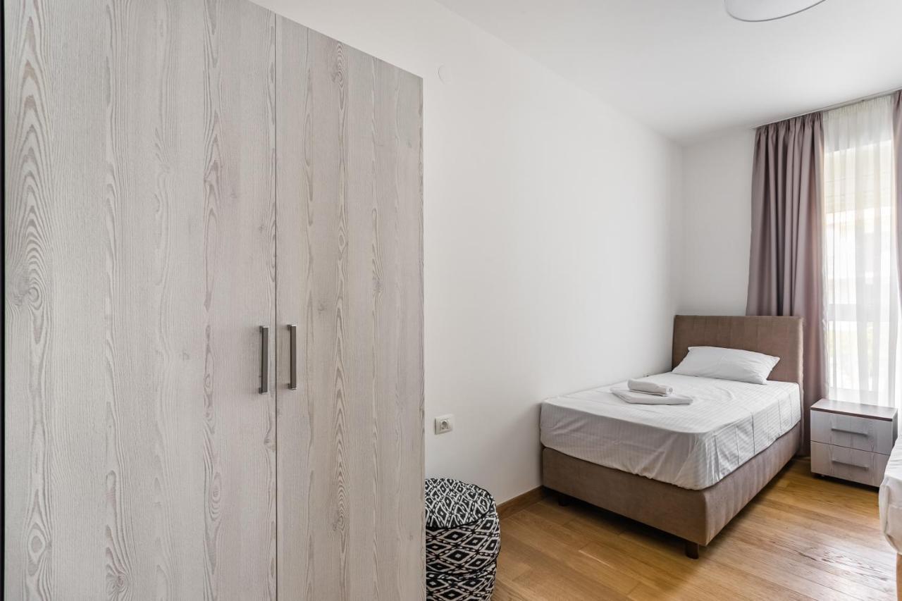 Apartments Lm Residence Rafajlovići Esterno foto